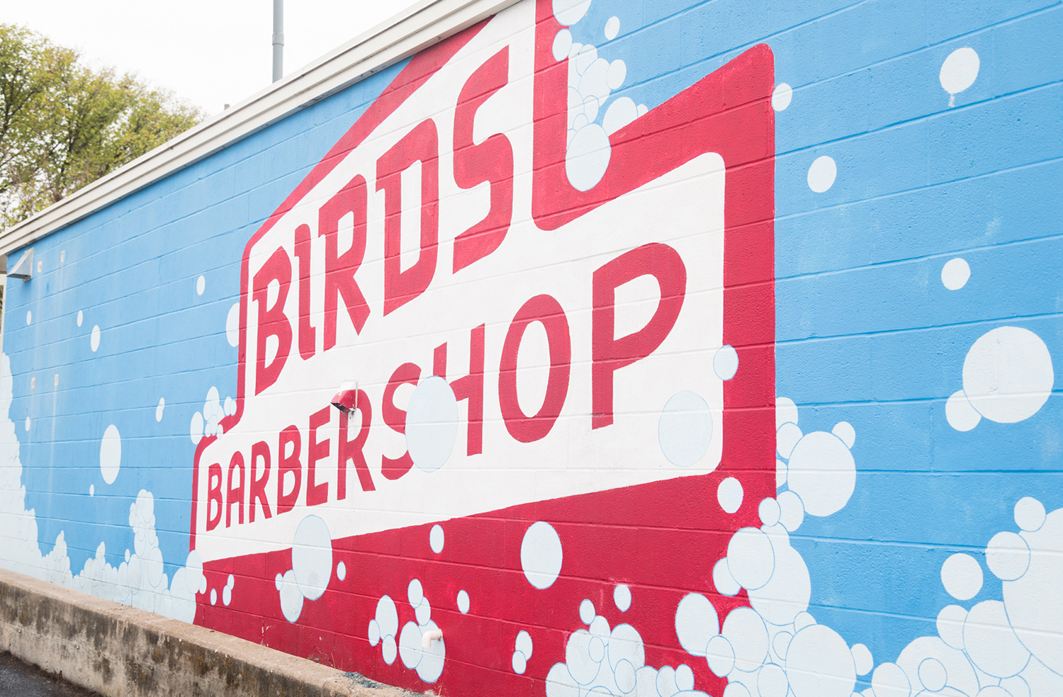 Exterior image of Birds at 41st.